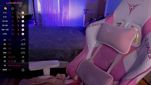 AnyaTaylor_ webcam