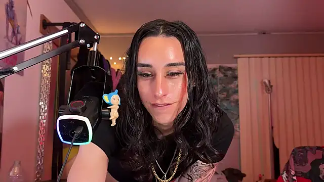 xoFrankie webcam