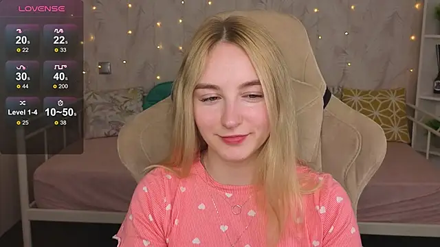 Shy_Polly webcam