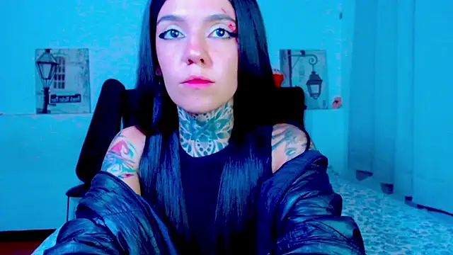 LannieGonzales webcam