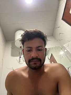 newdelhiBOY_ webcam