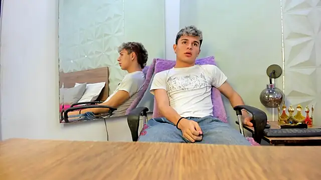 Valerius_Angel webcam