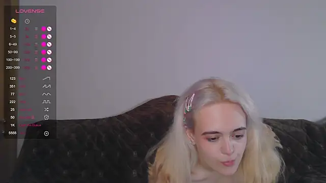 Oxcy_Secret webcam