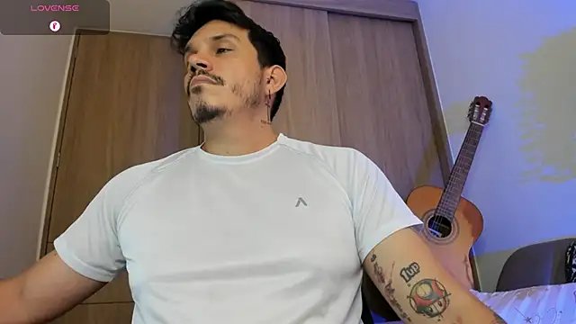 alejandro_stark webcam