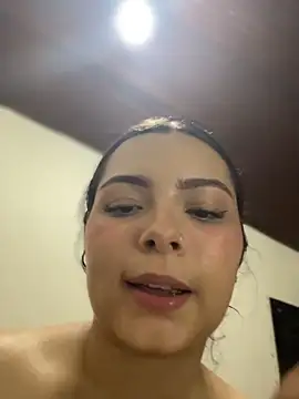 aneesa_darzi webcam