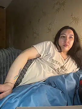 Naughtbaby_2025 webcam