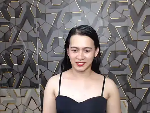 ur_asianpretty webcam