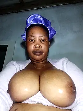 OCEANSQUITERXXX webcam