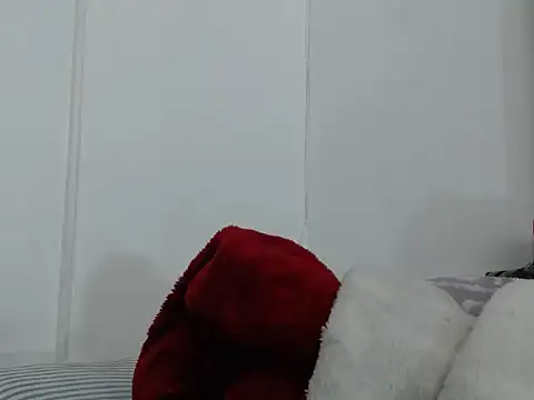 HugeMelons11 webcam