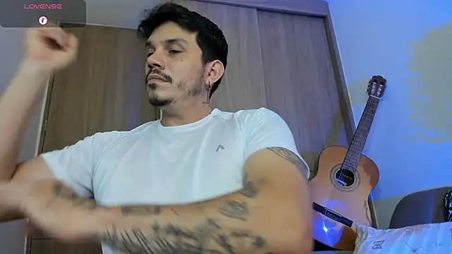 alejandro_stark webcam