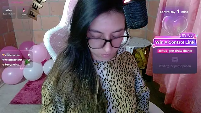 Maggie_Fox3 live cam on StripChat