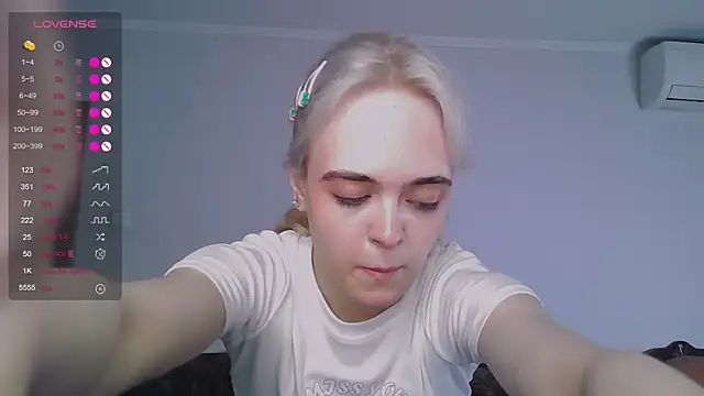 Oxcy_Secret webcam