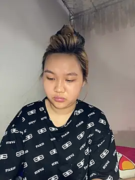 Almira6868 webcam