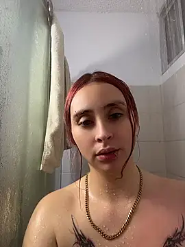 Sophia_LuxxX webcam