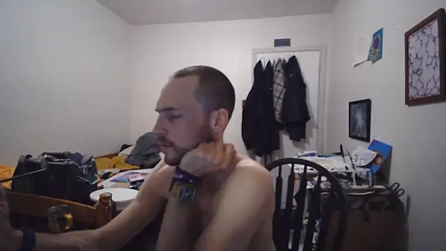 JohnnyMoves webcam