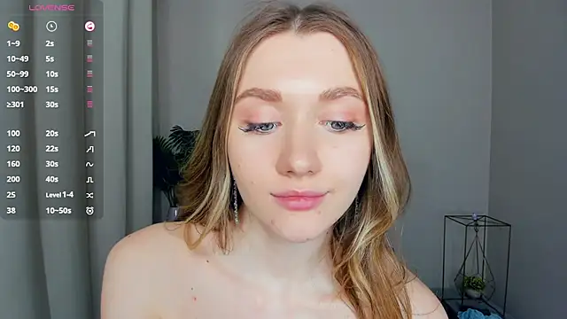 ThanhBuerger live cam on StripChat