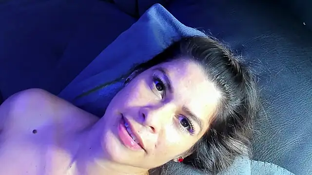 playsgirlhot live cam on StripChat