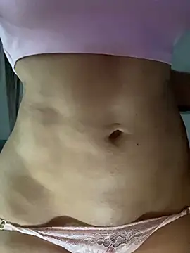 vanessa29_ live cam on StripChat
