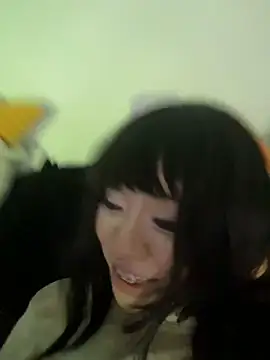 Kitty_yukimura live cam on StripChat