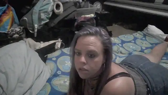 TWiSTYTheTwizted live cam on StripChat