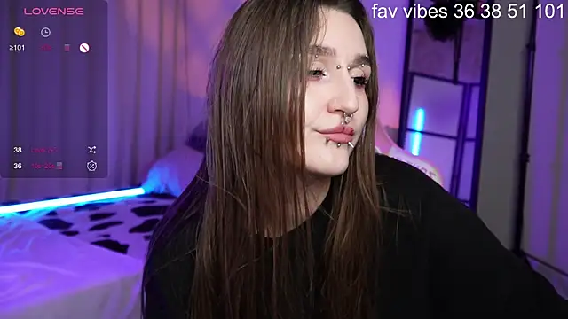 Alice_Goth live cam on StripChat