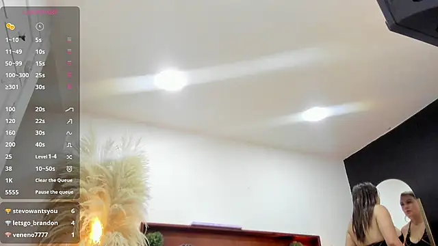CristalBm_ live cam on StripChat