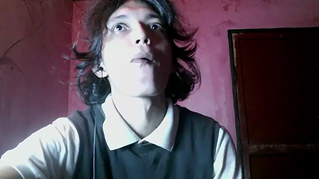 cherryuwu live cam on StripChat