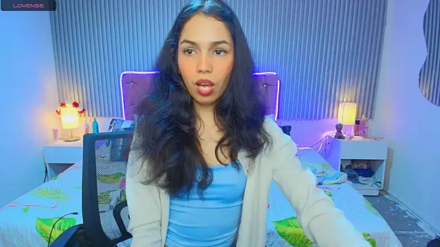 princess_skinny18 live cam on StripChat