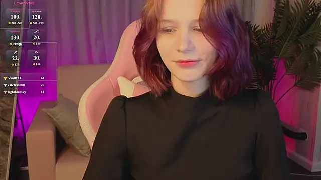 AliceJohansone live cam on StripChat