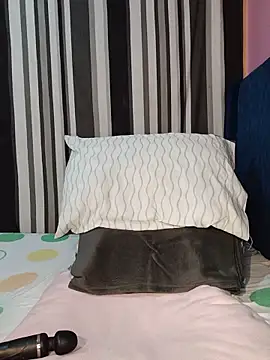 luxusroyce live cam on StripChat