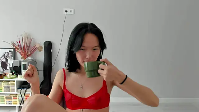 ailey_chao webcam