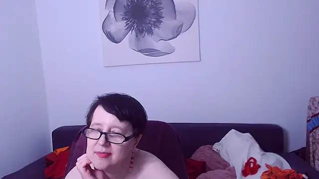 ChristaRose live cam on StripChat