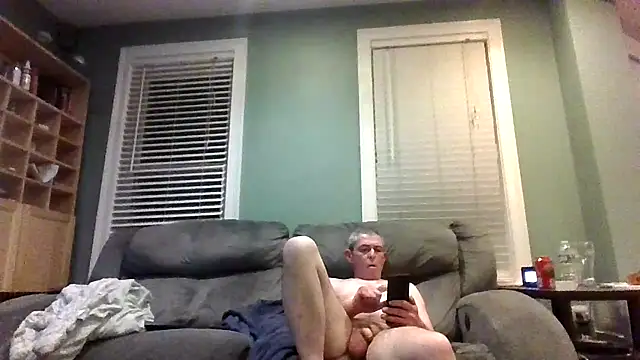 burby79 live cam on StripChat