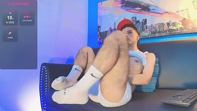 kevinn_bluee live cam on StripChat