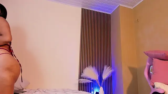 lizzcherrie - LizzCherrie's free webcam - UK Sex Cams