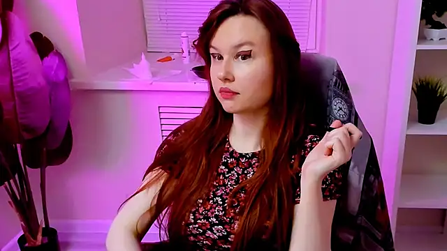 CarolGiggly webcam
