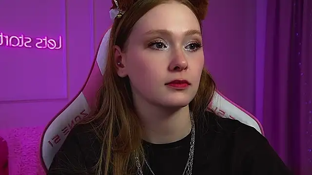AgataFoxley webcam