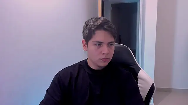 Asta_YunoXXX webcam