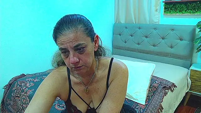 sasi_luna live cam on StripChat