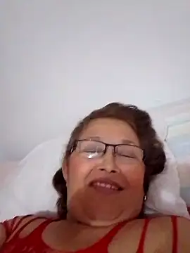Cessi50 live cam on StripChat
