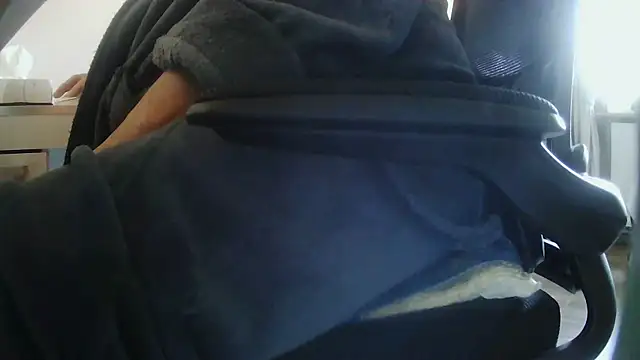 suedel65 live cam on StripChat