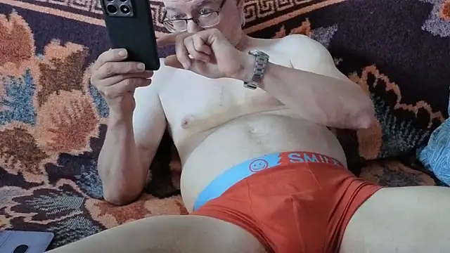 cumloverboyxx69