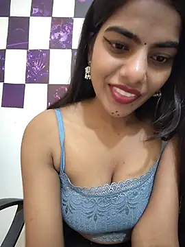 Alisha_Babyy live cam on StripChat