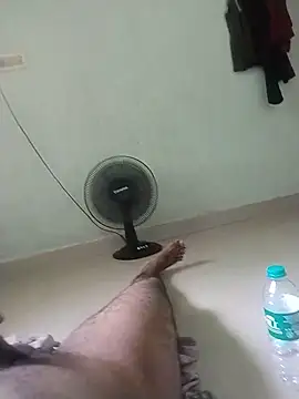Chennaifunlove96 live cam on StripChat