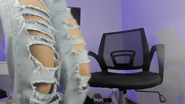 Sarah_Mistress_ live cam on StripChat