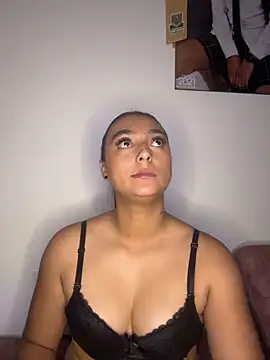 nicolexxaleja live cam on StripChat