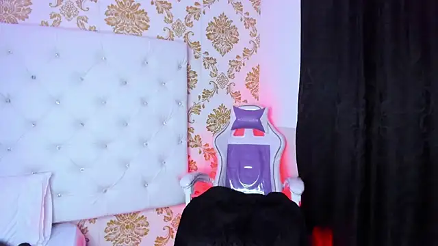 pinky__bunny live cam on StripChat