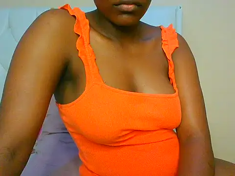 spicyboobs66 live cam on StripChat