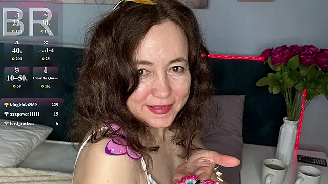 Kira_Adler webcam
