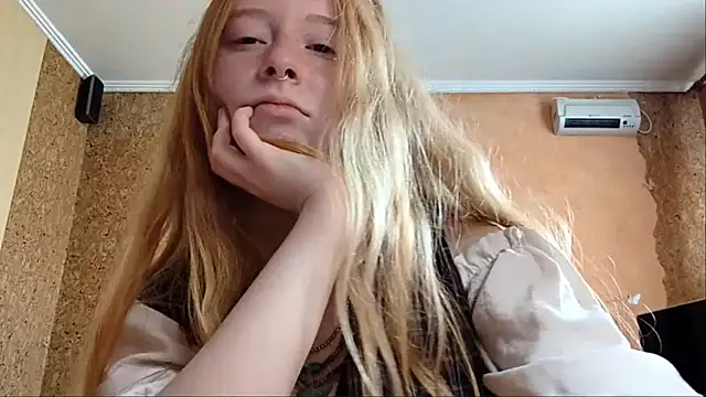 KateVibe_01 webcam